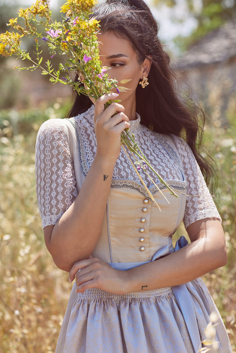 Dirndl blouse Tartufo