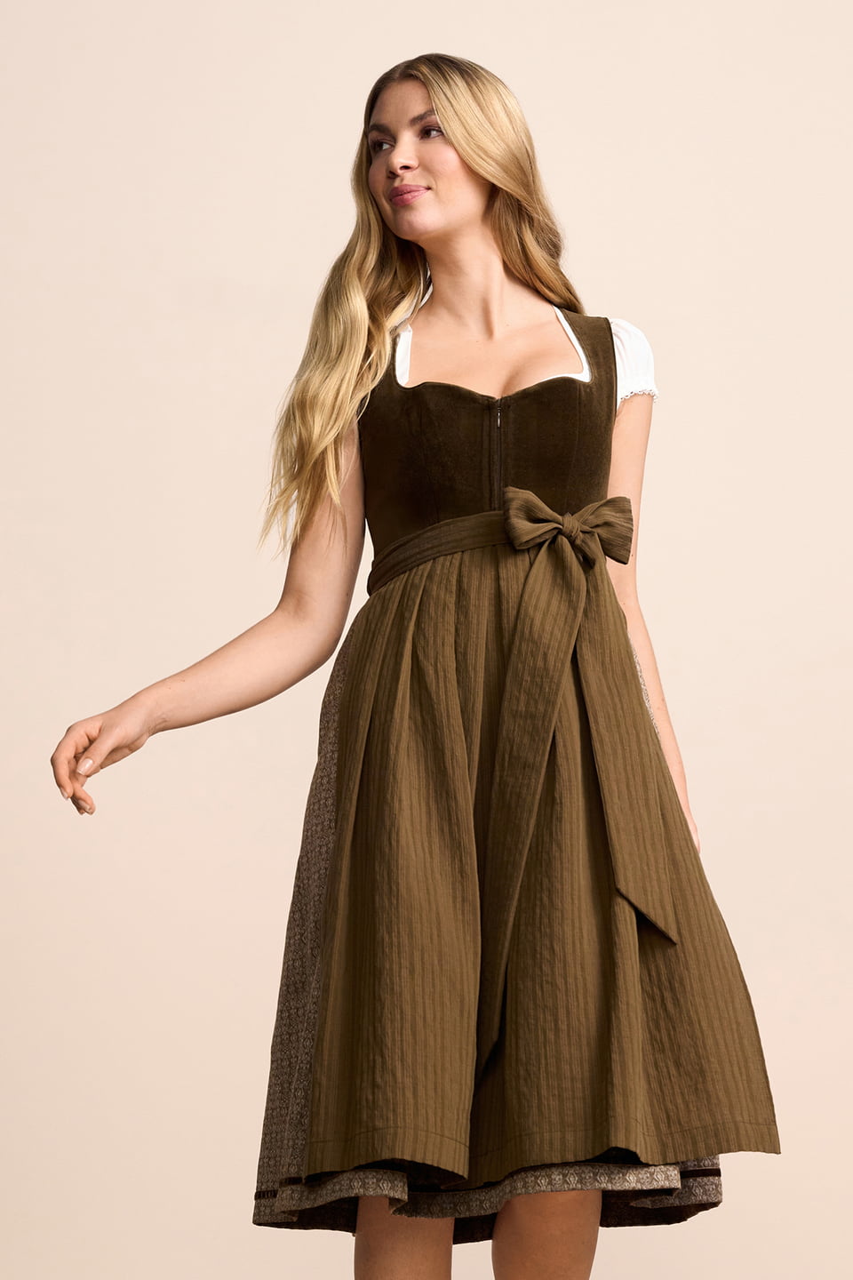 Dirndl Neleya (70cm)