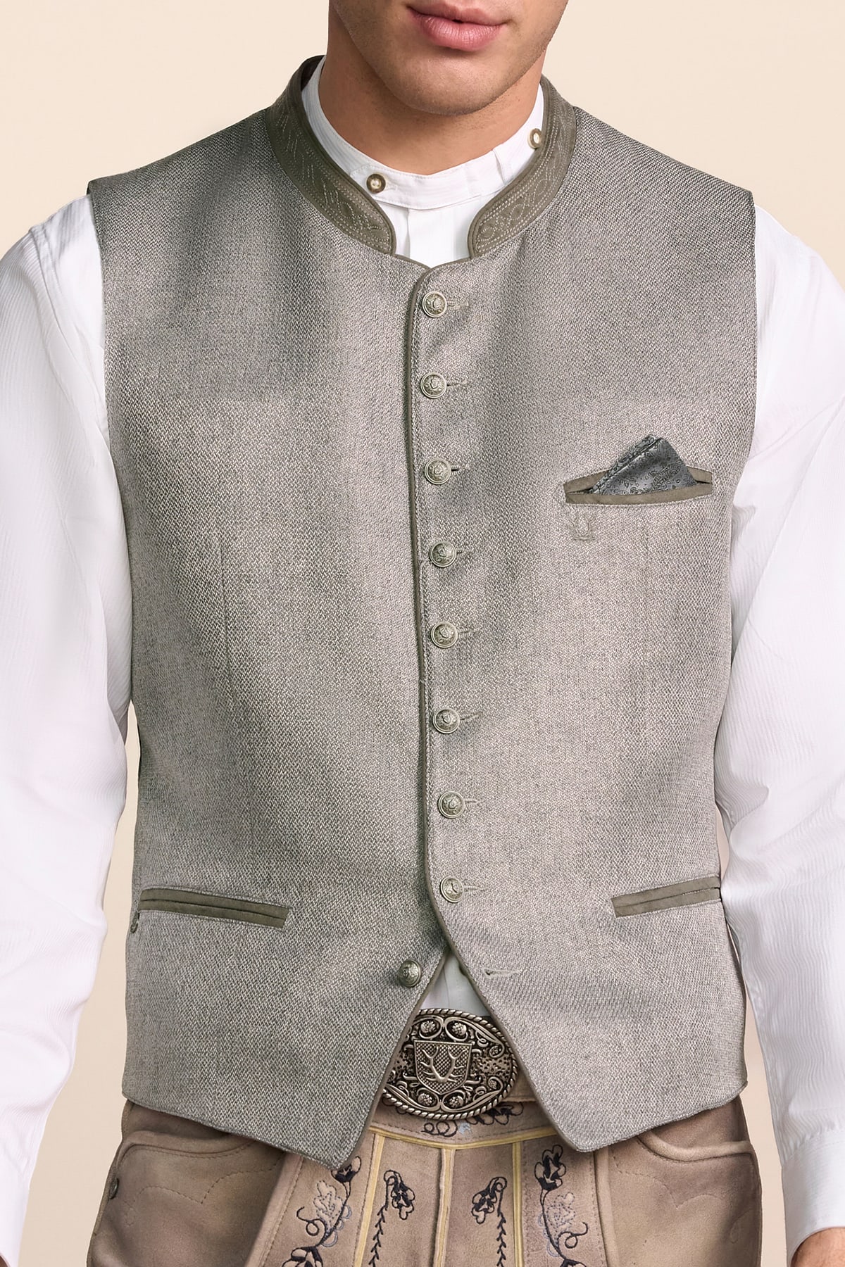 Trachten vest Christian