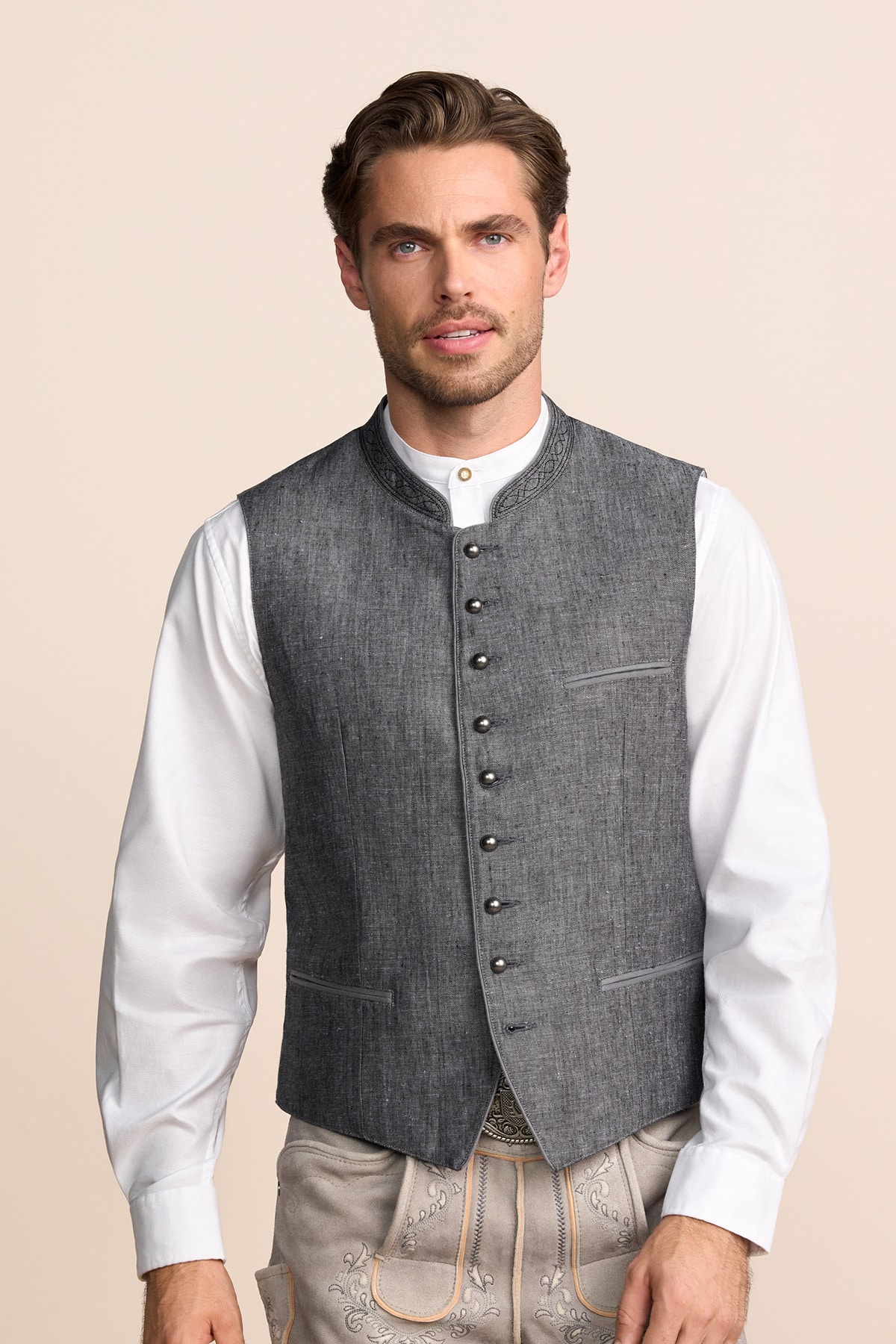 Trachten vest Adem