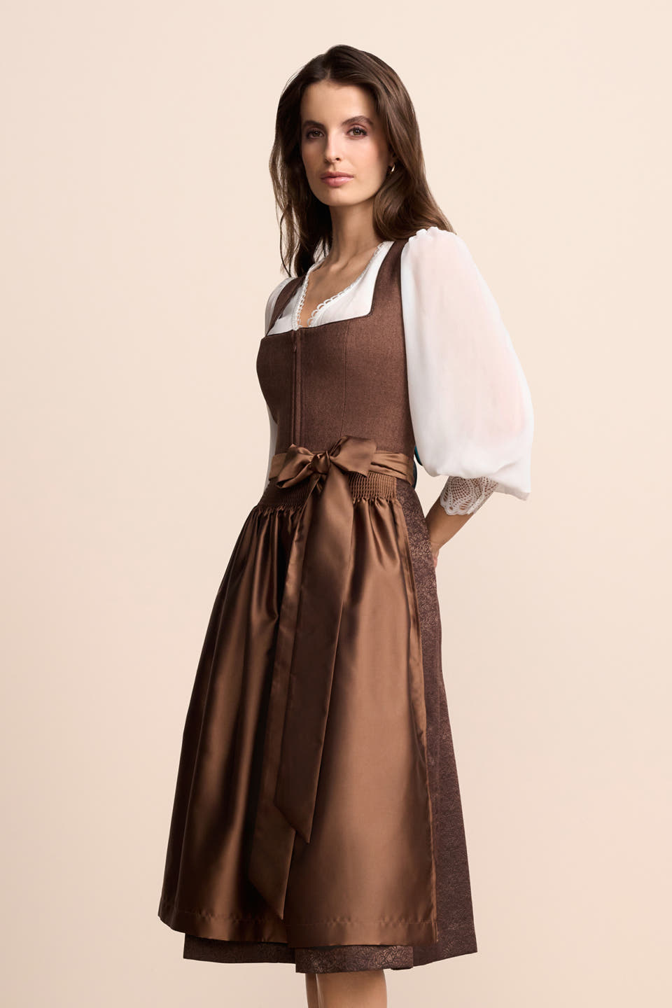 Dirndl Elorinae (70cm)
