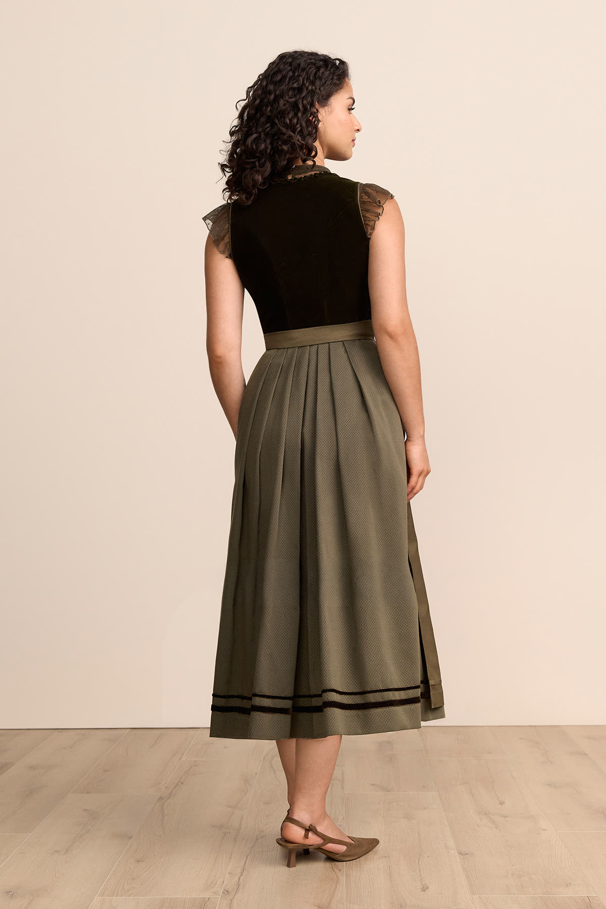 Dirndl Zephyrae (80cm)
