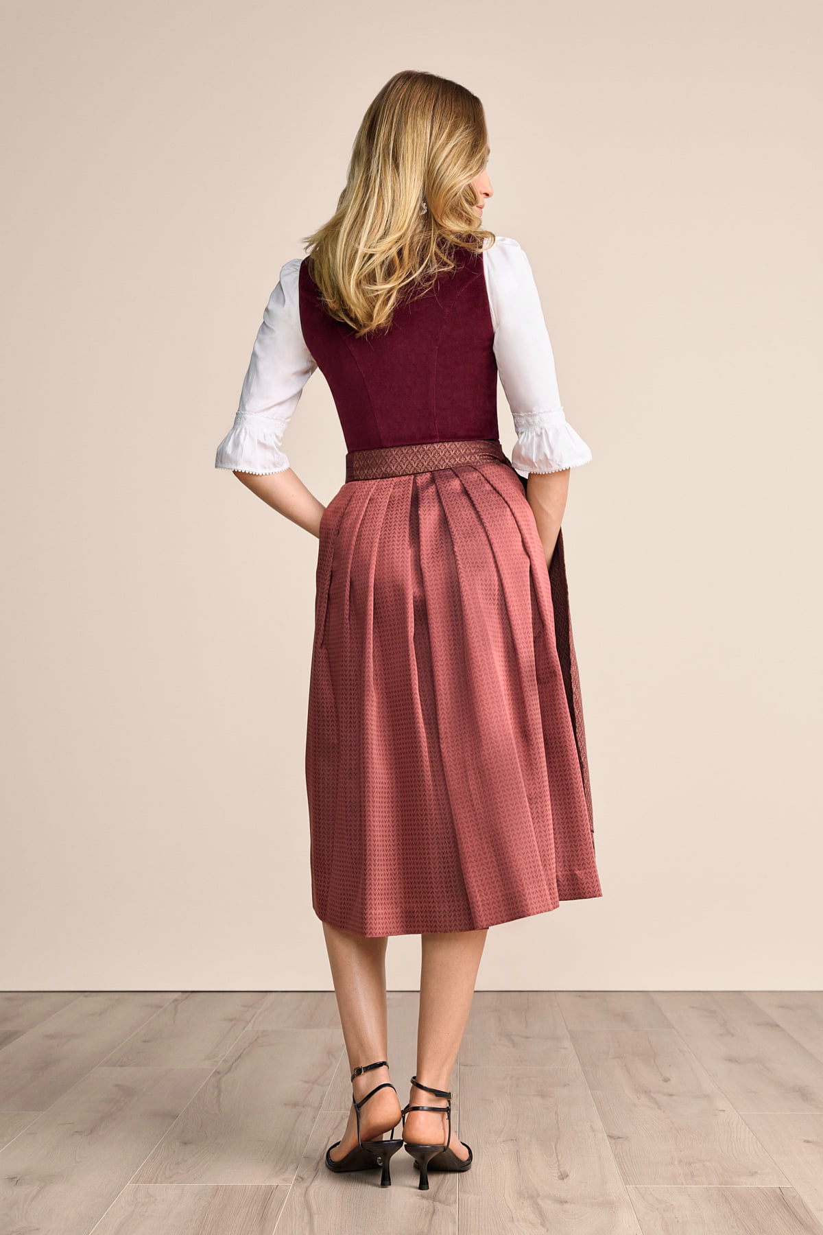 Dirndl Xana (70cm)