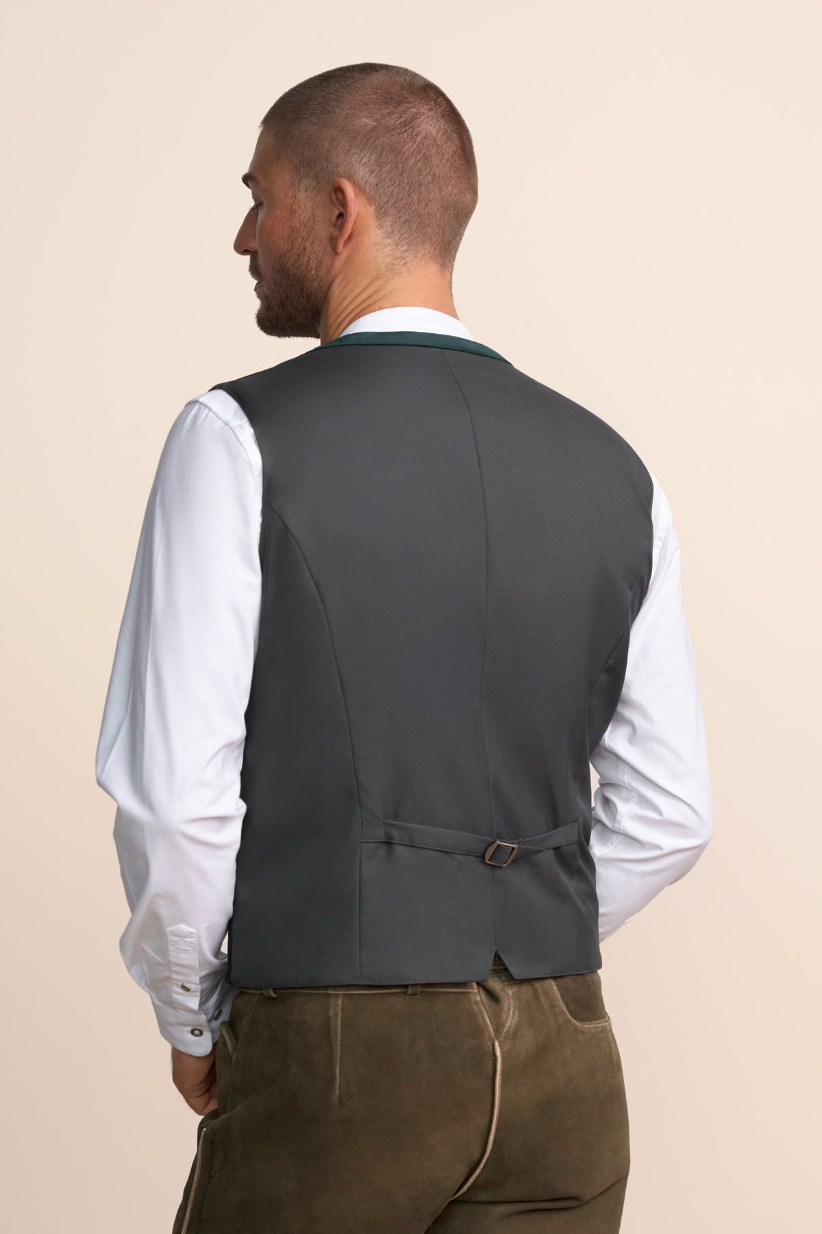 Trachten vest Axel