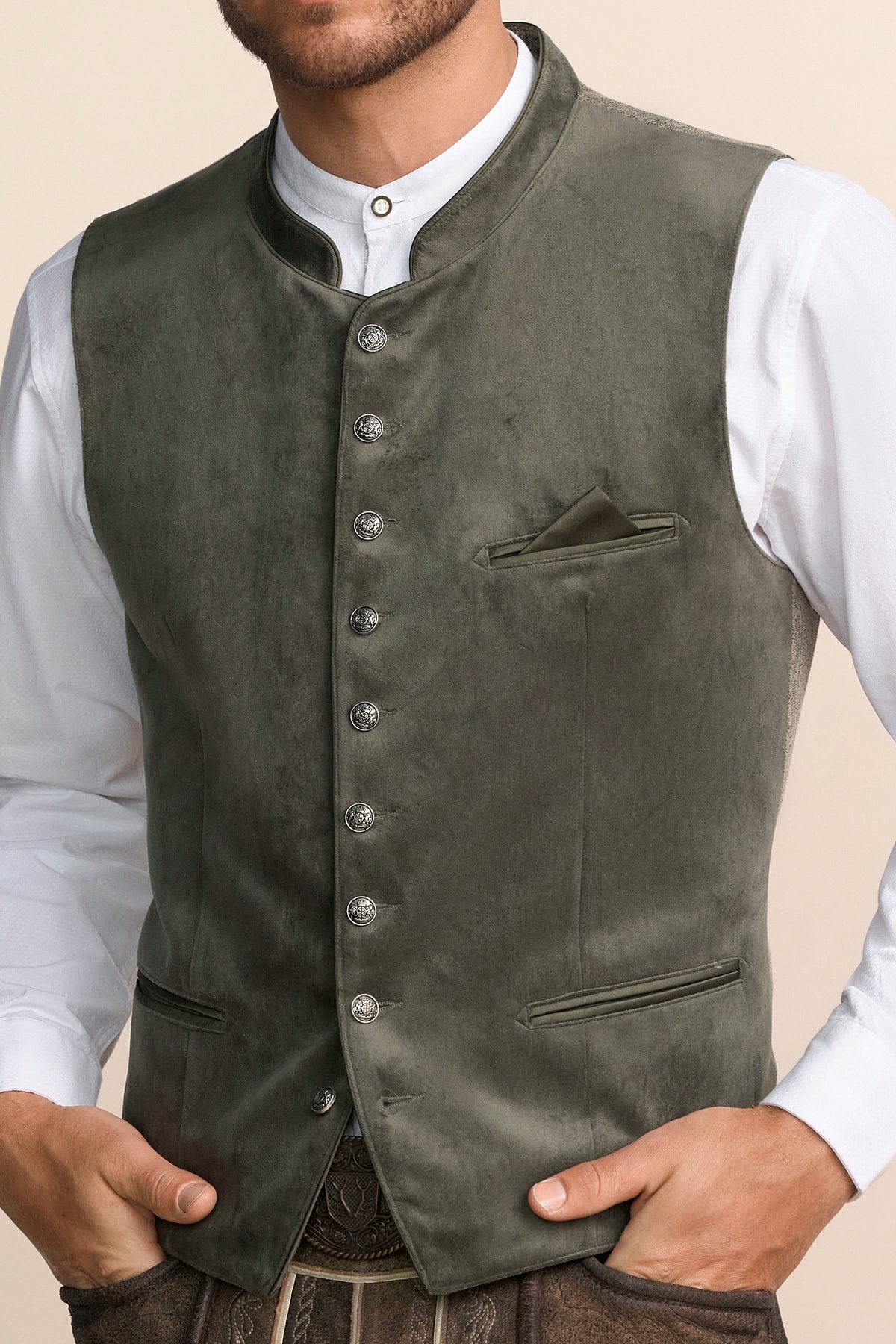Trachten vest Theodoros