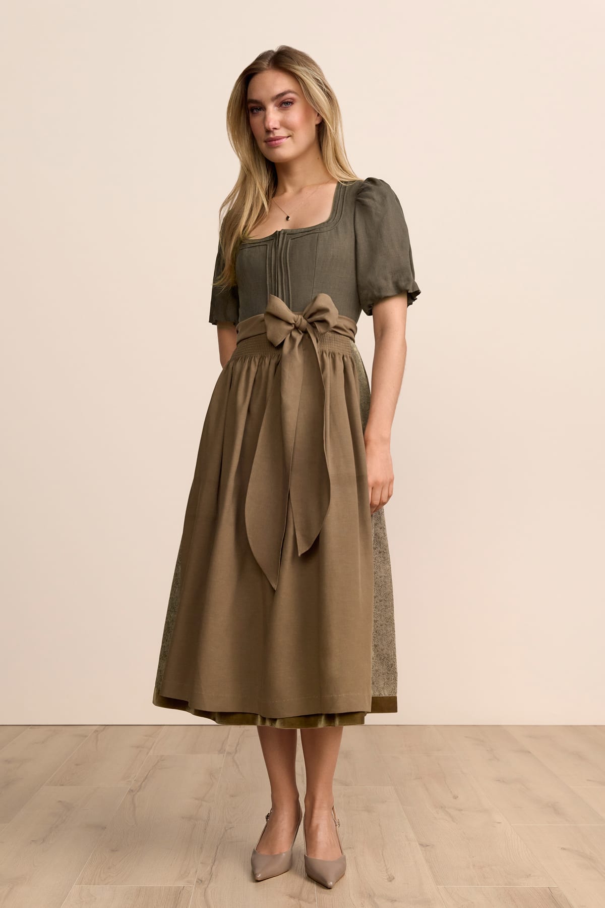 Dirndl  Novalie (80cm)