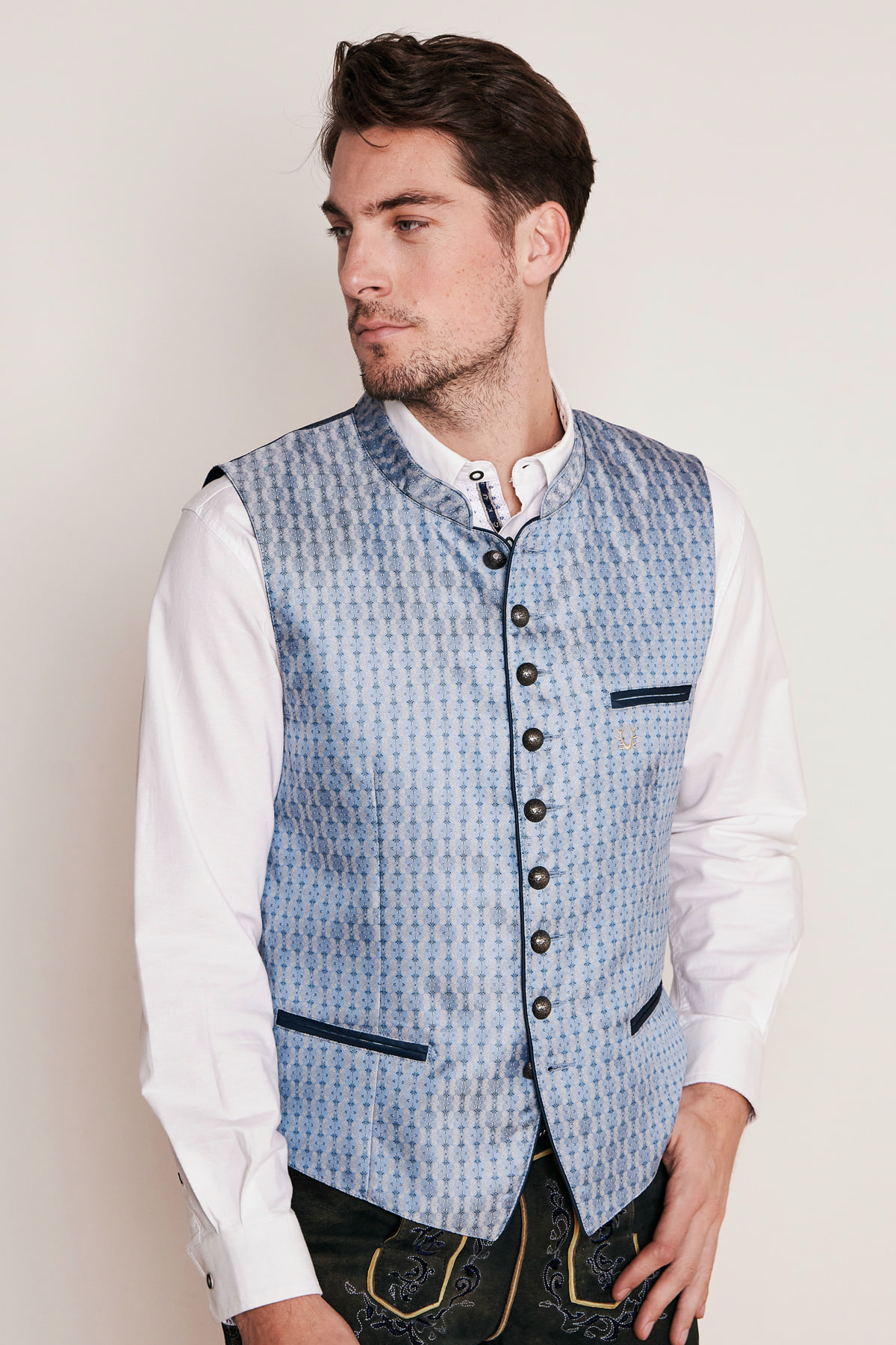 Trachten vest Jano