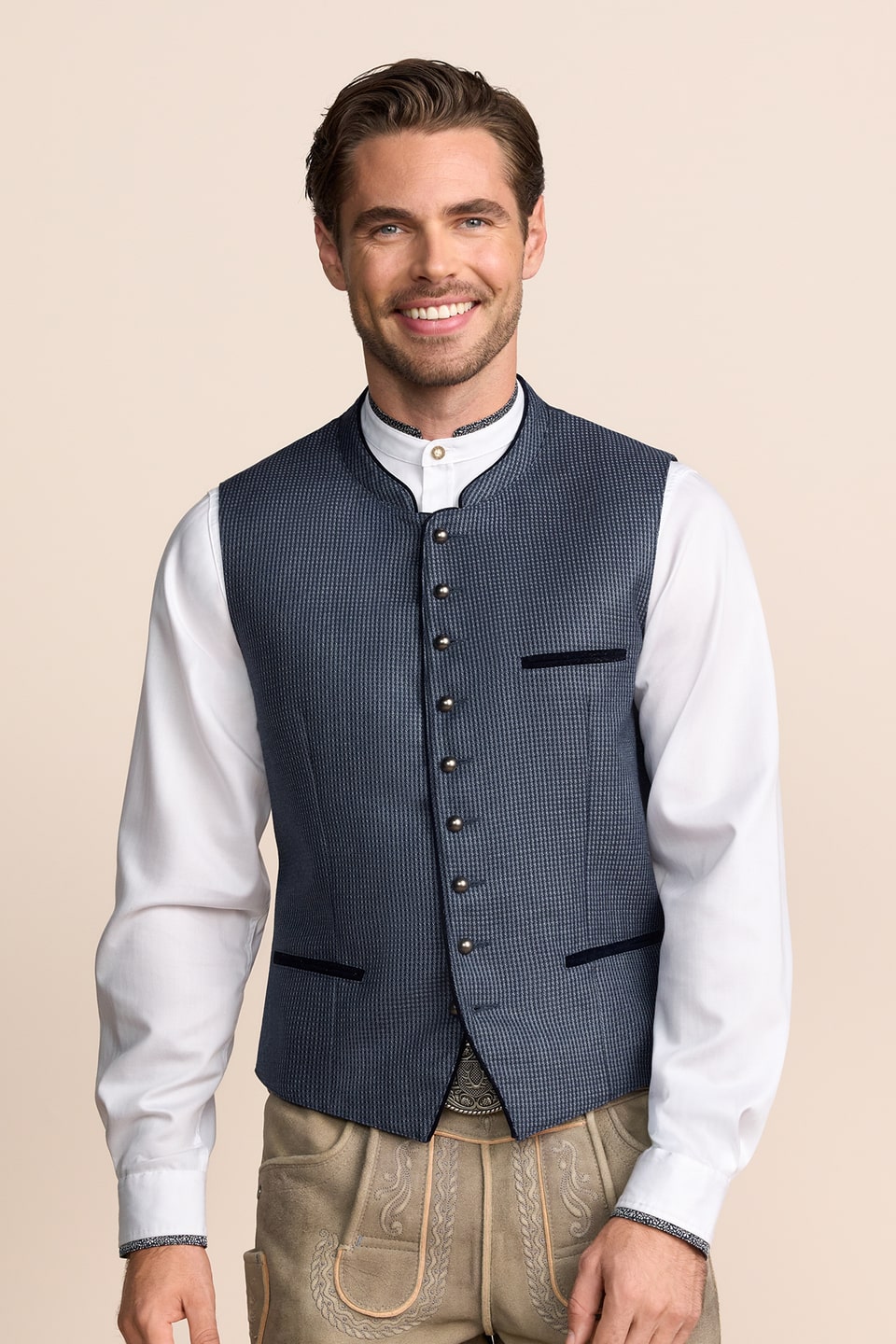 Trachten vest Torvid