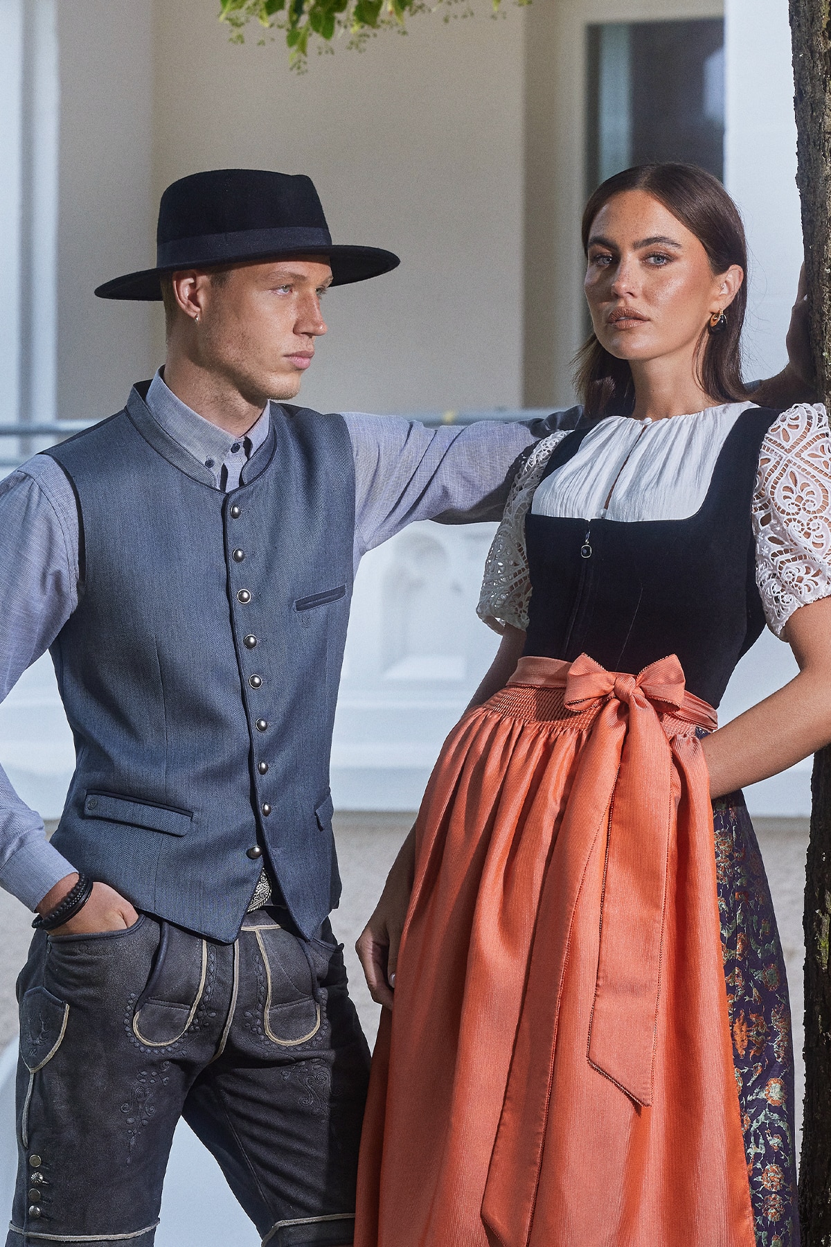 Trachten vest Silvan
