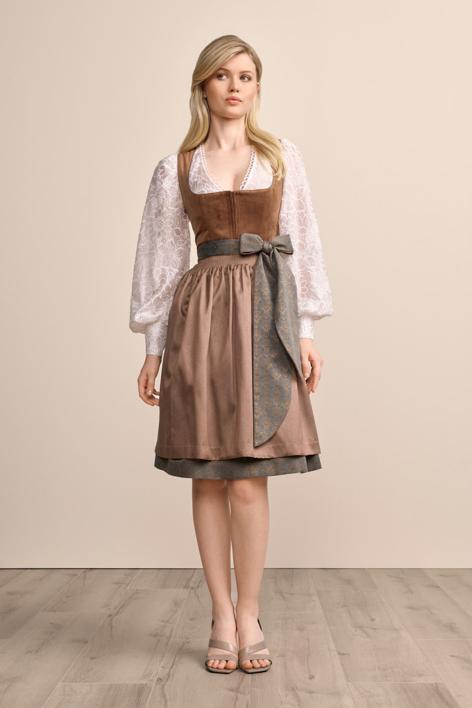 Dirndl Ziara (60cm)