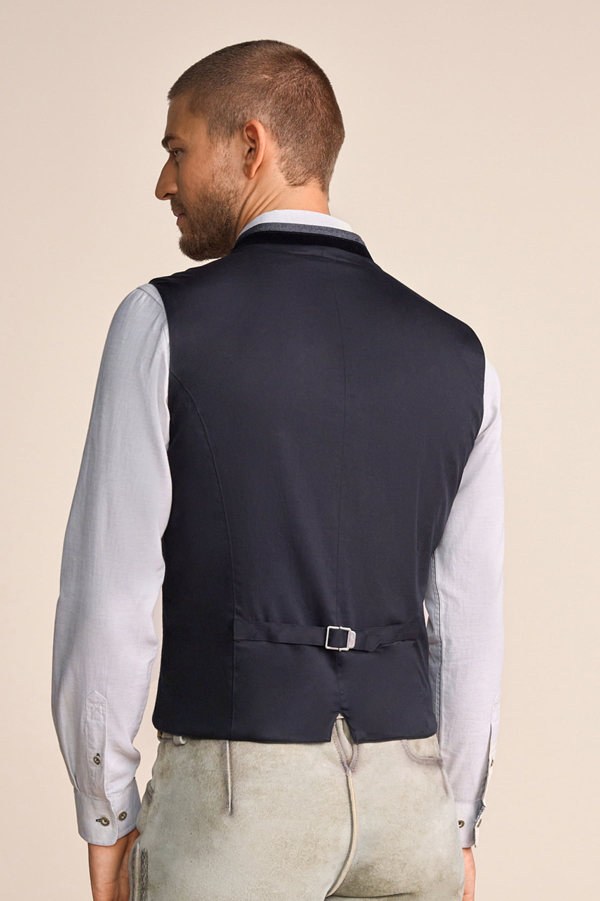Trachten vest Jerome